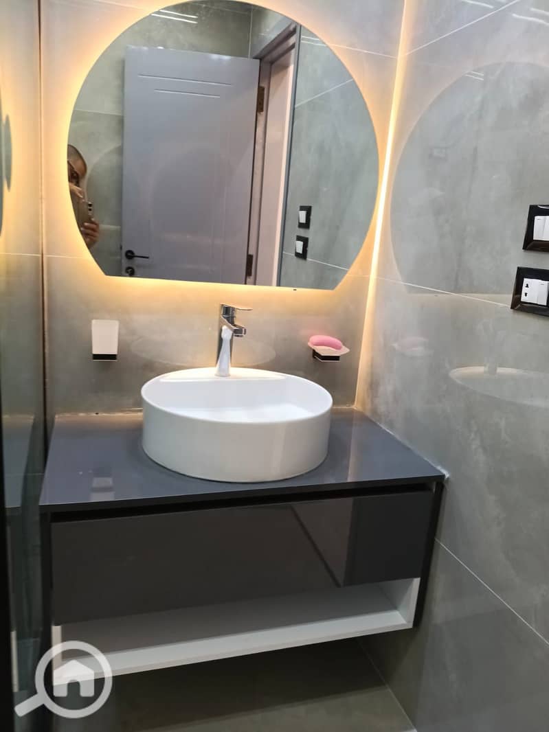 11 WhatsApp Image 2025-11-22 at 14.05. 01 (4). jpeg