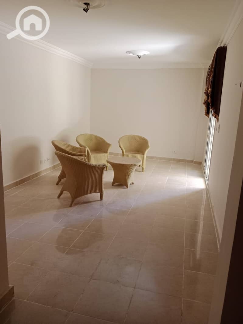 2 023fa8c1-80d0-4312-93b8-480990428edd. jpeg