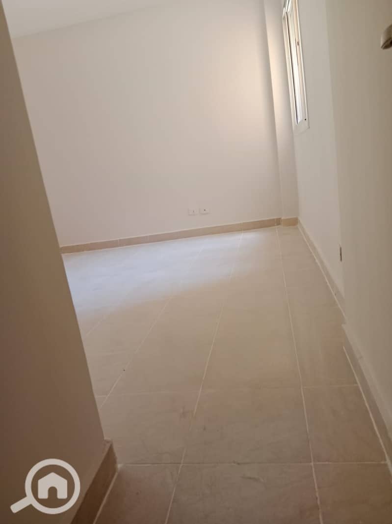 8 1029b73b-ffba-4cf1-a4cf-1bf6d6235a59. jpeg