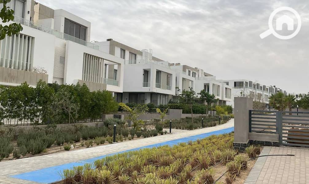 6 {90BA8158-8B38-4B77-A89D-A786CF5ECDCB}. png