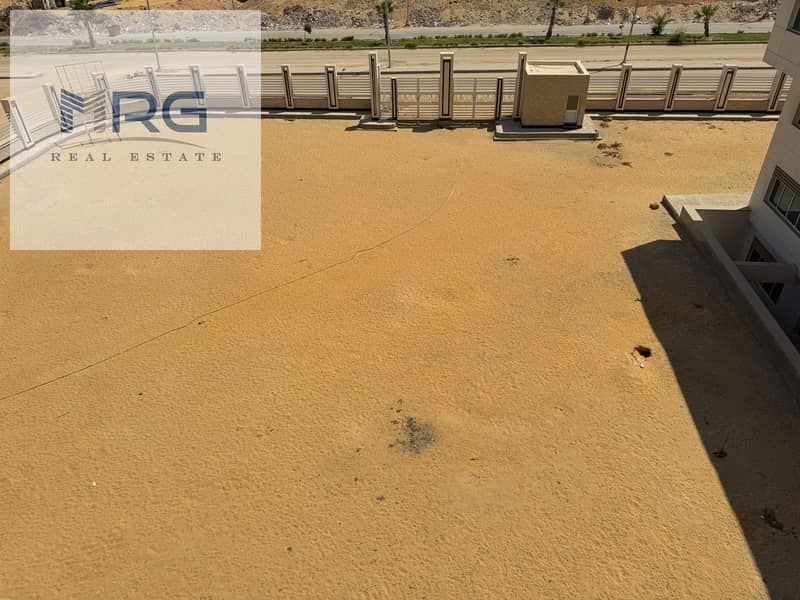 3 2c683d2c-ff0a-4d76-82e1-246a6ddb4a24. jpeg