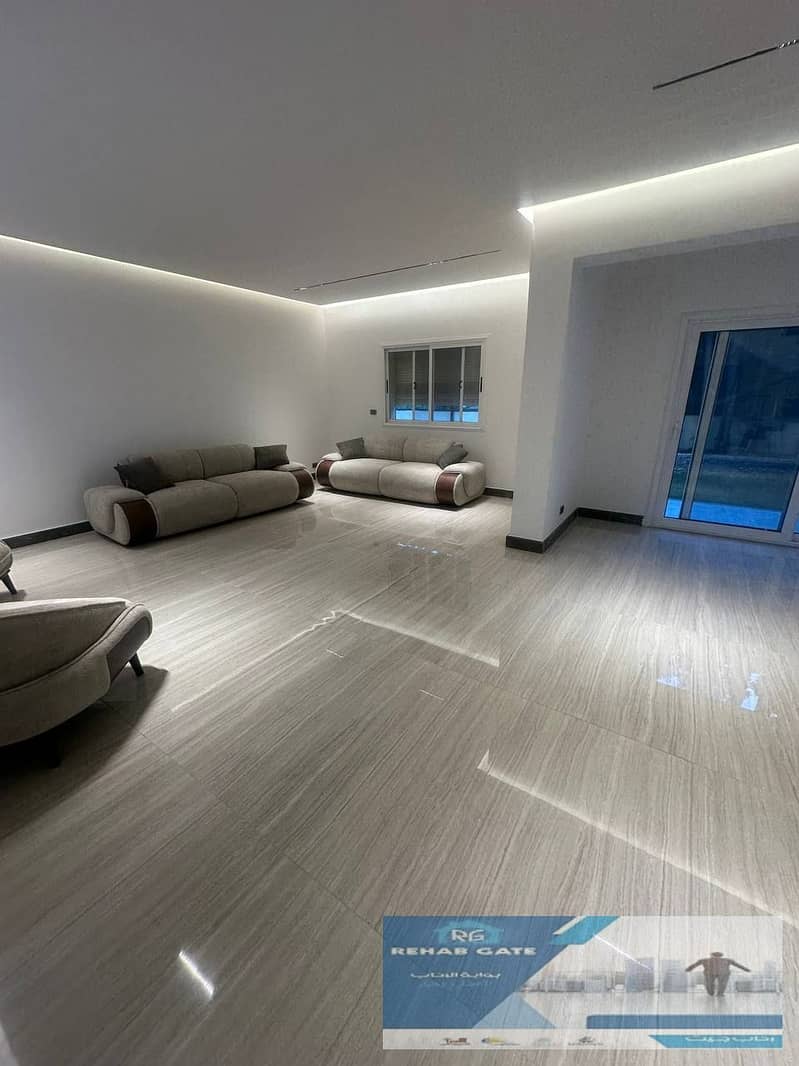 8 809fce50-c79c-4acb-92fc-d1c96d8162a2. jpg