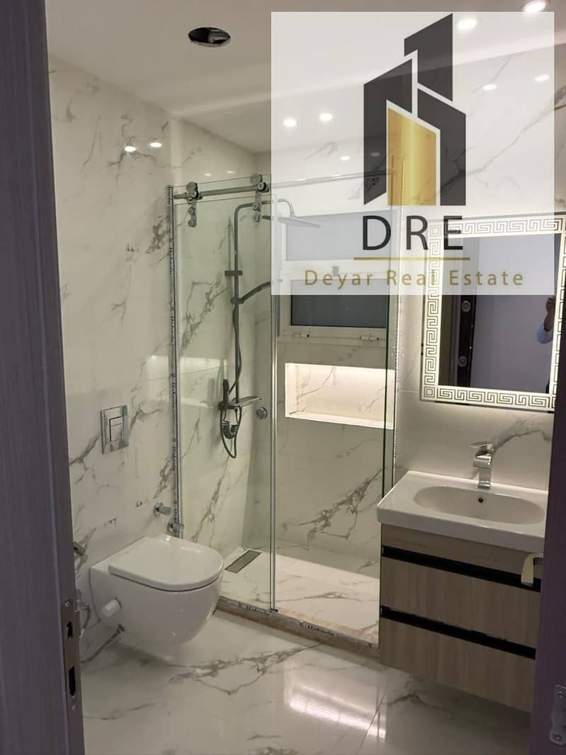 9 8a440560-fef8-4383-9580-6c53d6a7e9c5. jpg