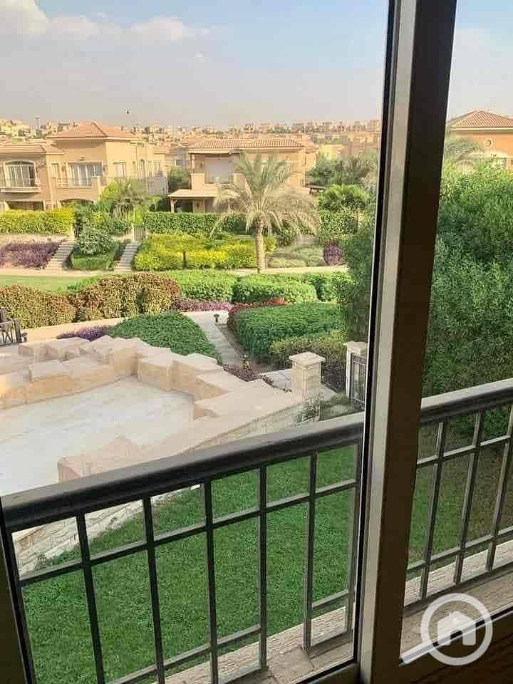 2 b4fe117c-9802-4391-8811-bb01c17a9418. jpg