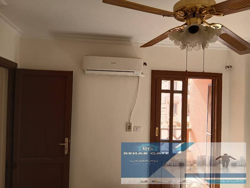 7 740b4d54-02f4-492c-b21c-a2d51563aa46. jpg