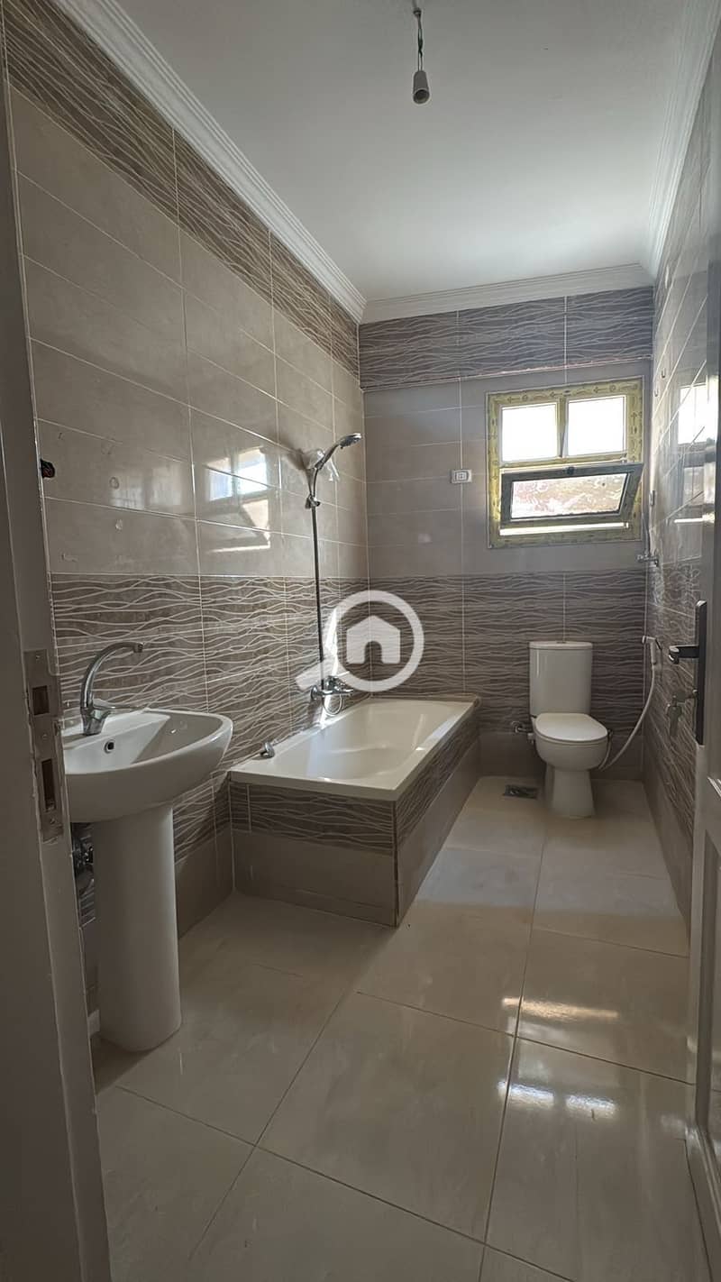 12 WhatsApp Image 2025-11-22 at 12.52. 56 PM (3). jpeg