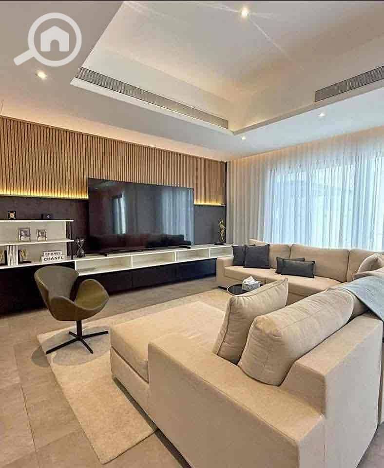 5 a7b00bd5-4ff1-4320-a916-8d03e45a27b1. jpg