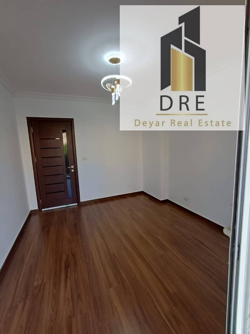 21 f4ad2d4d-c9c7-4ad3-9d98-d050a9c2cca9. jpg