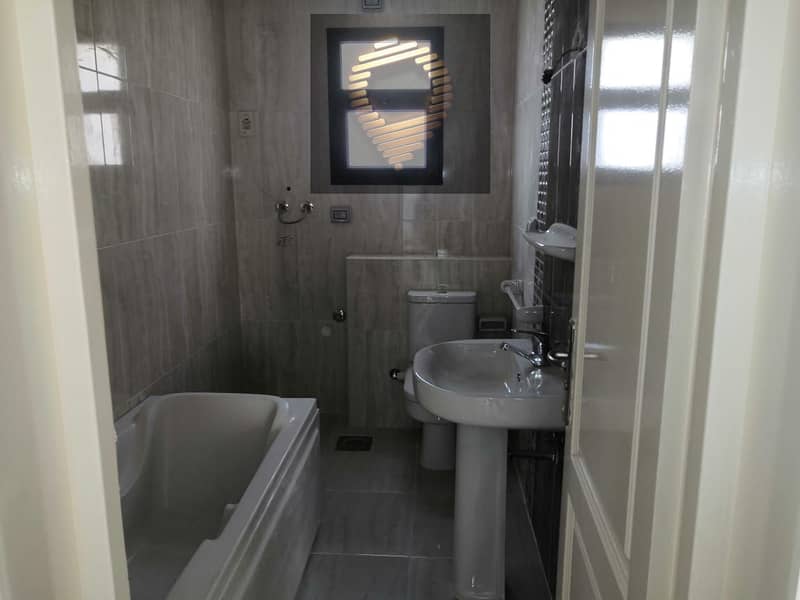 5 WhatsApp Image 2025-11-06 at 6.38. 59 AM. jpeg