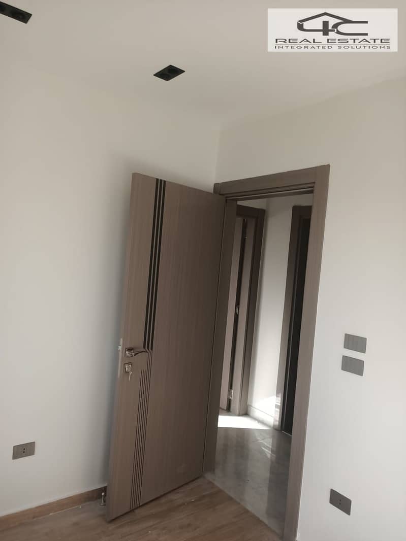 10 WhatsApp Image 2025-11-22 at 2.00. 03 PM. jpeg