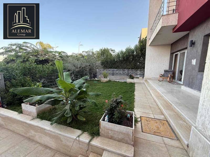 2 e3fbb53f-9ad3-4ead-9f91-e383b4bdbdff. jpg