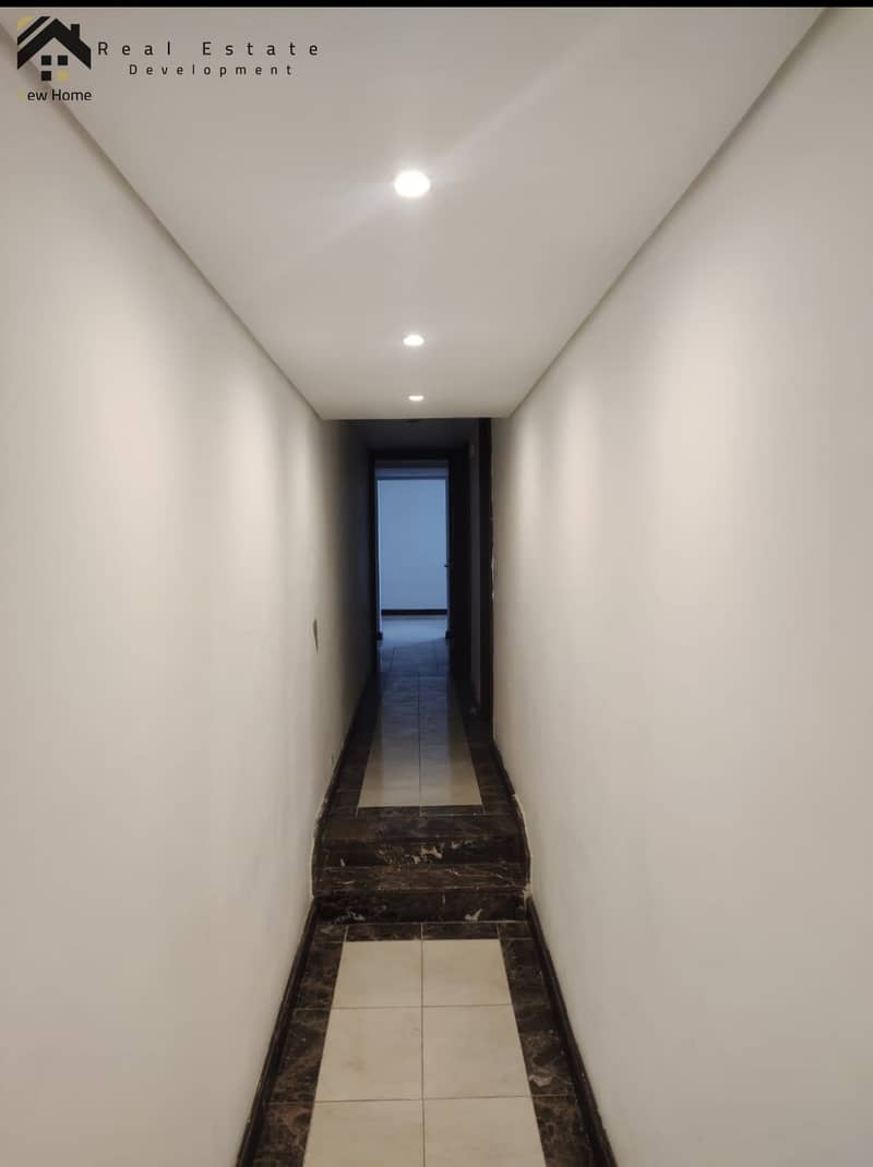 6 WhatsApp Image 2025-11-22 at 12.59. 01_52897961. jpg