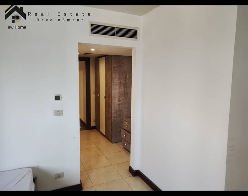 12 WhatsApp Image 2025-11-22 at 12.59. 02_f0620590. jpg