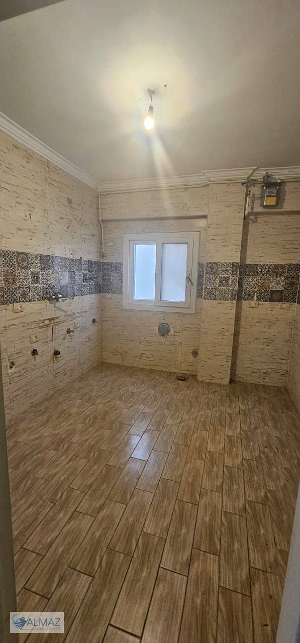 11 WhatsApp Image 2025-11-22 at 1.29. 11 PM (1). jpeg