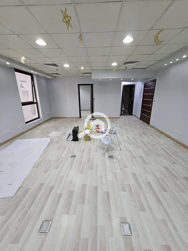 10 5,500,000 84                                   . jpg