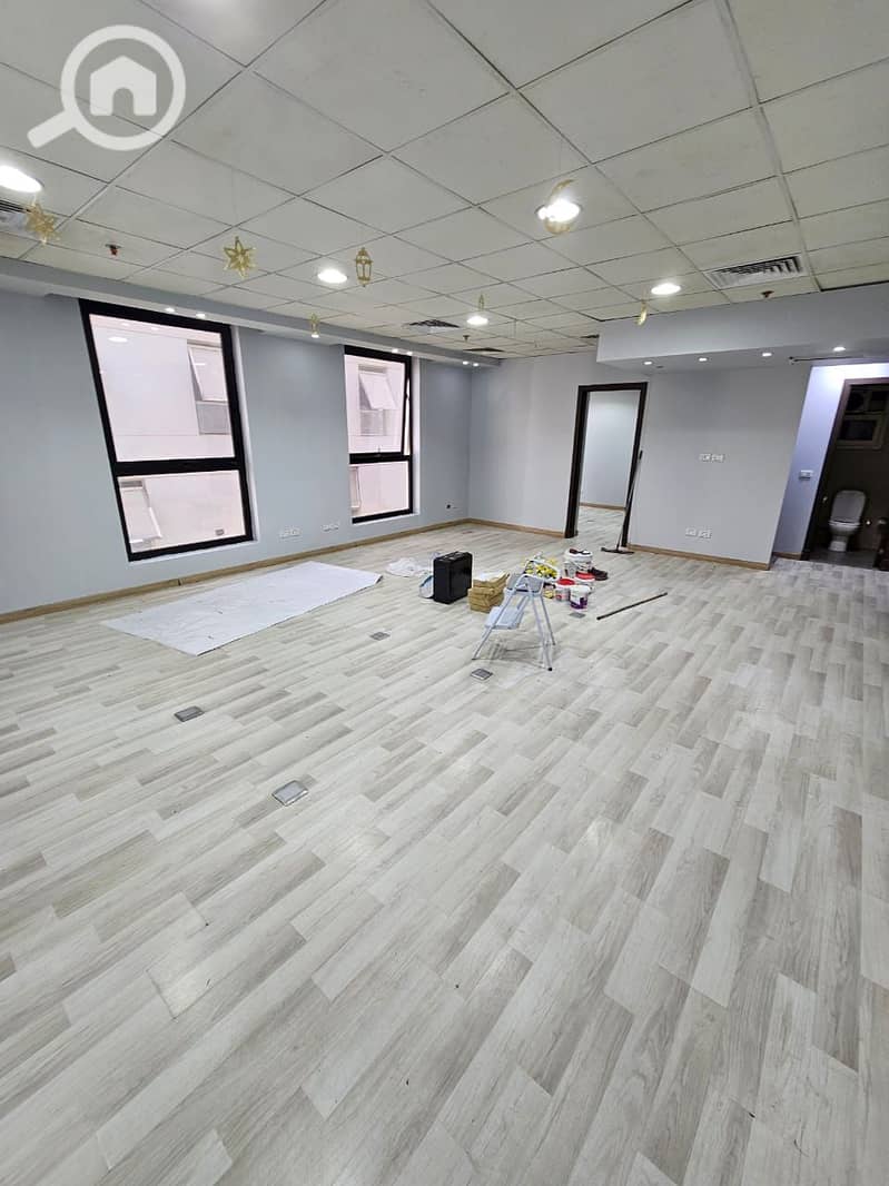 12 5,500,000 84                                             . jpg