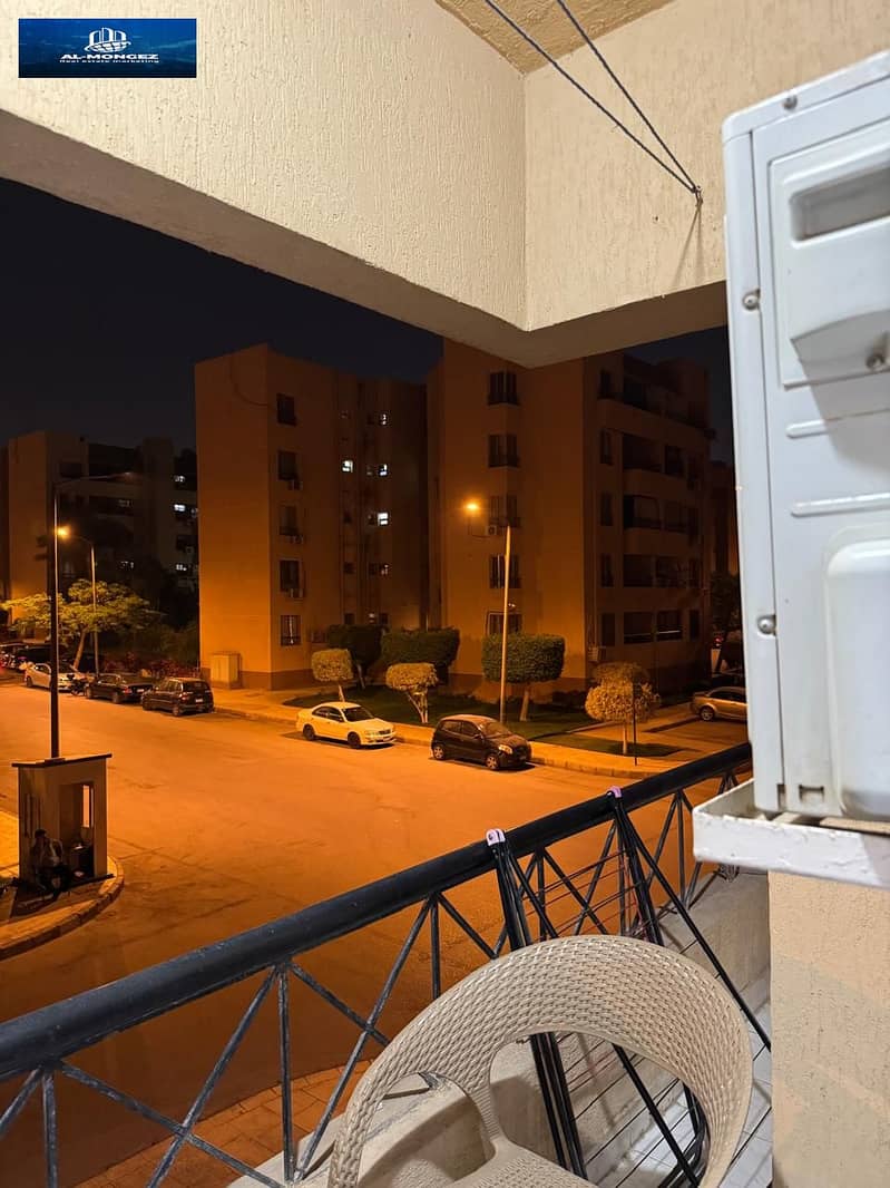 12 e0b640c6-e5a1-4e65-b140-f299286b4c29. jpg