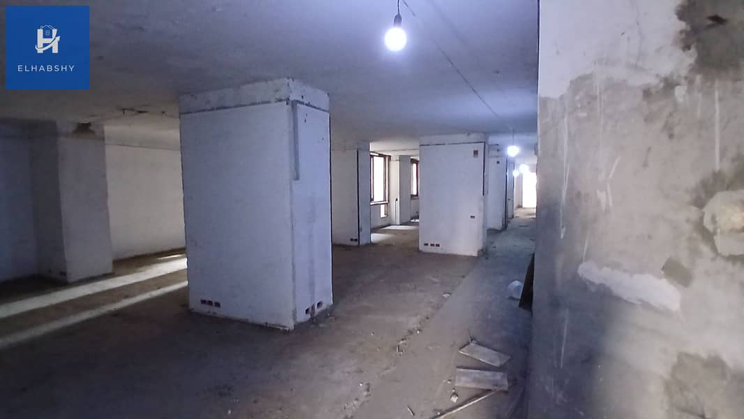 7 مقر إدارى 2000م للبيع في المهندسين في أهم شارع رئيسى (6). jpg