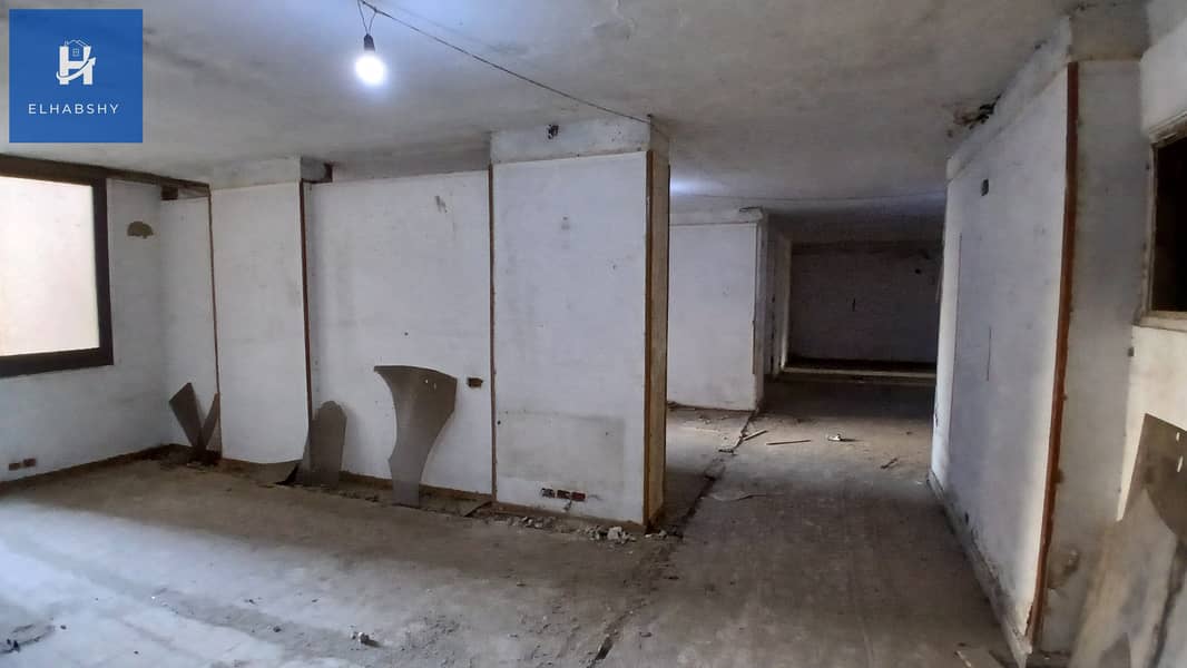 11 مقر إدارى 2000م للبيع في المهندسين في أهم شارع رئيسى (13). jpg
