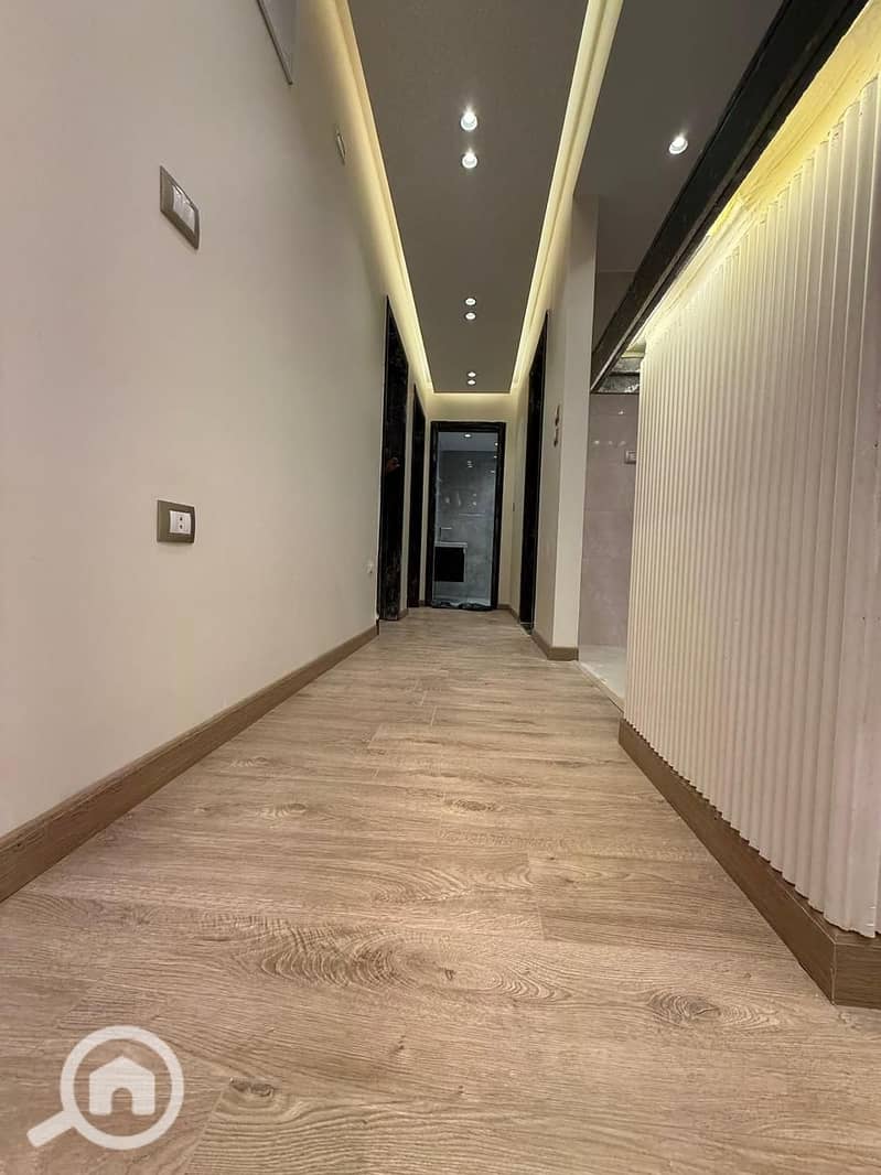 6 acf4ef07-4721-4b41-ae28-d55c7777e56e. jpg