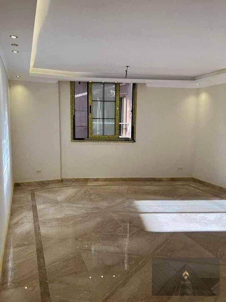 10 b01cf799-8c10-4b09-9b35-b3127f1fda2a. jpg