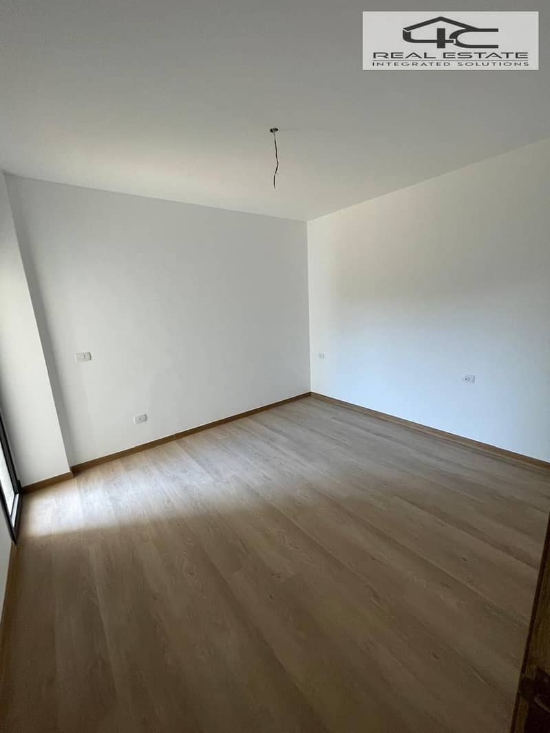 11 WhatsApp Image 2025-11-12 at 13.58. 44. jpeg