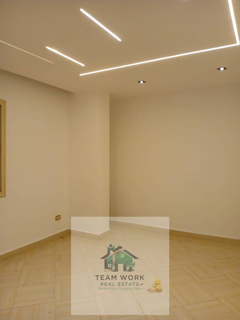 4 24de457a-9991-4723-b38d-47934ab9fb80. jpg