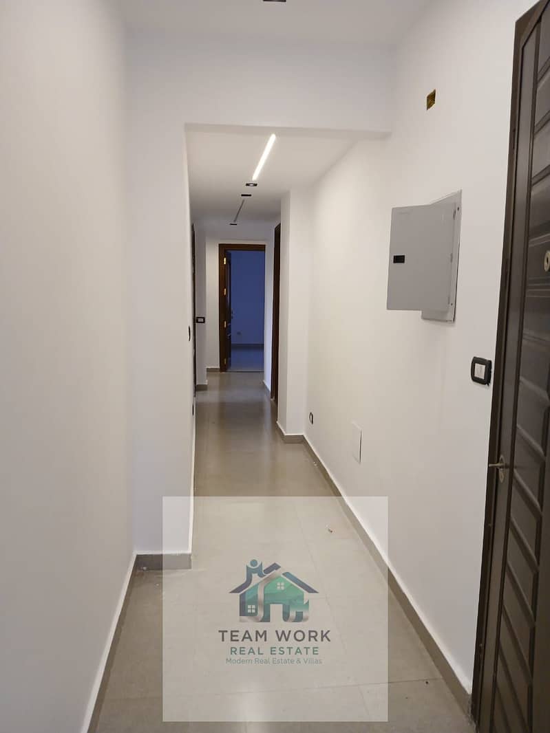 5 67a37ae4-50d0-4d2d-9ee4-9be08420a881. jpg