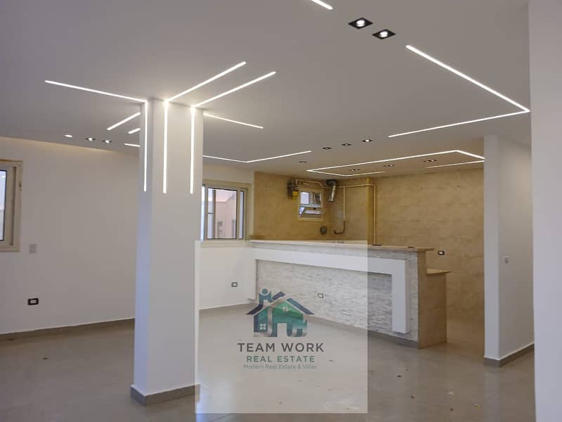 6 dd56916d-b8bd-46f8-b6de-f7616e5f69c2. jpg