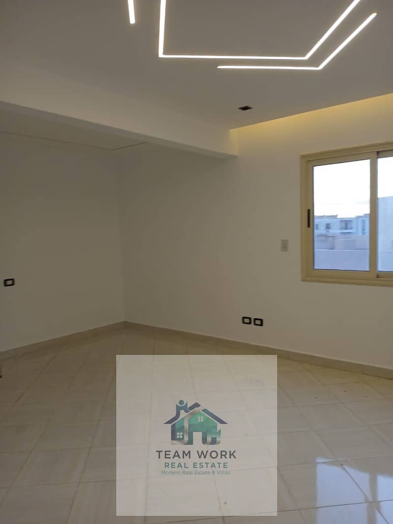 7 ea90633a-84a5-4b66-bc0e-0c836e4d48c7. jpg