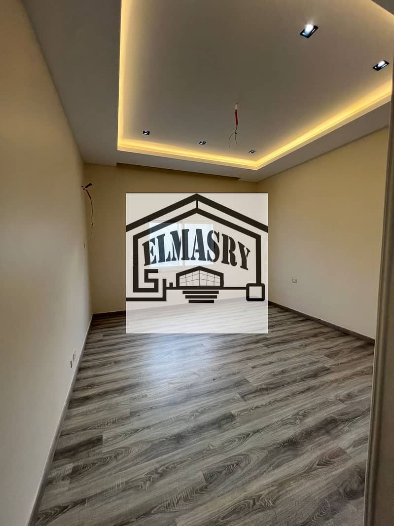 11 f932ed3e-9ff9-4818-a6d4-37333ac904f6. jpg