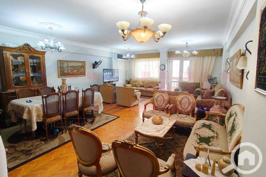 2 WhatsApp Image 2025-11-16 at 14.49. 18 (2). jpg