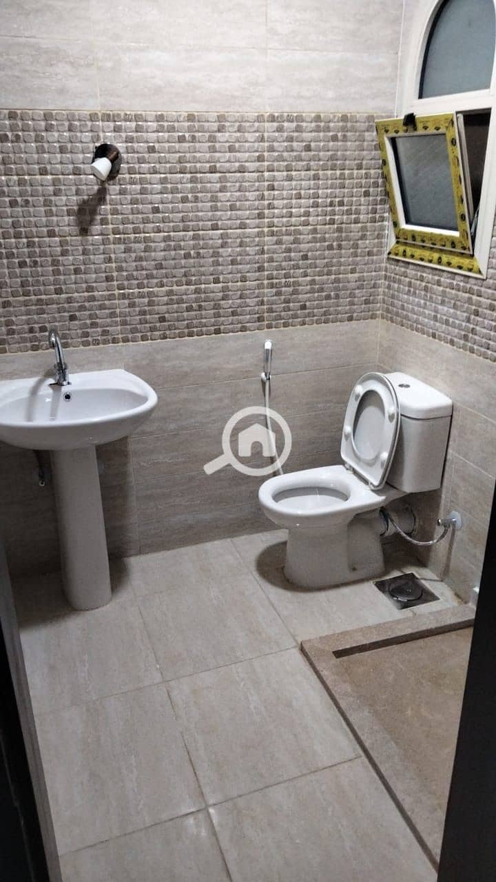 34 3279e696-4a6f-4e85-8e0c-d83227a92eb8. jpeg