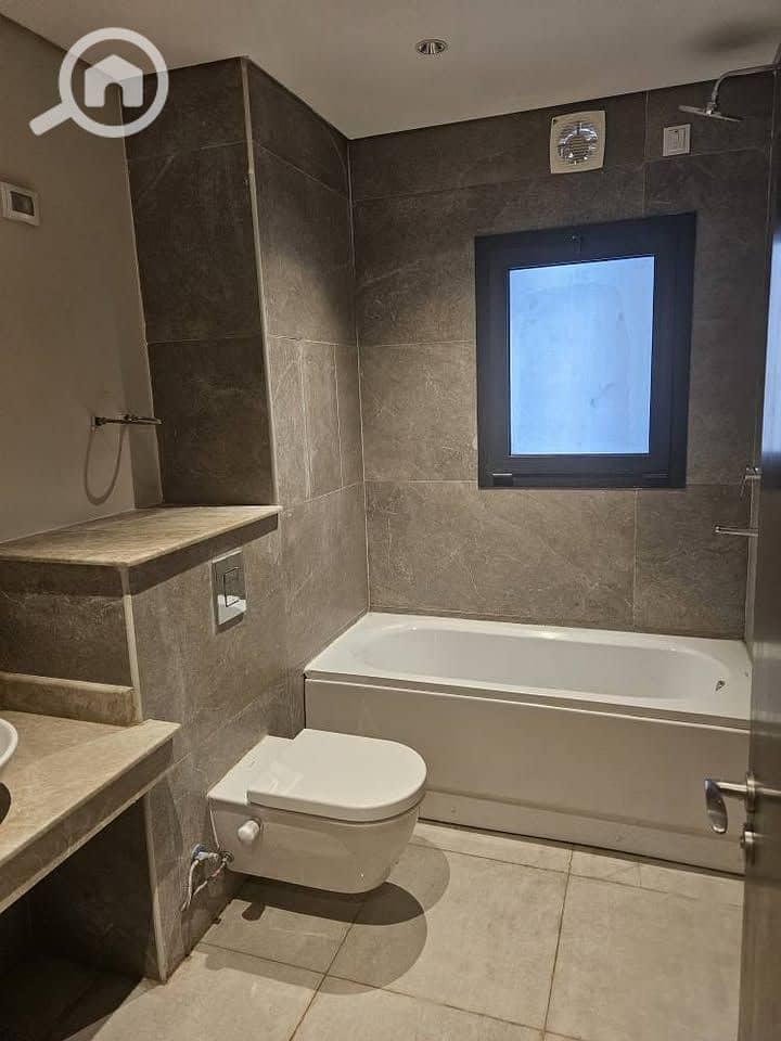 7 518475868_122131350764839132_2797544025315615062_n. jpg