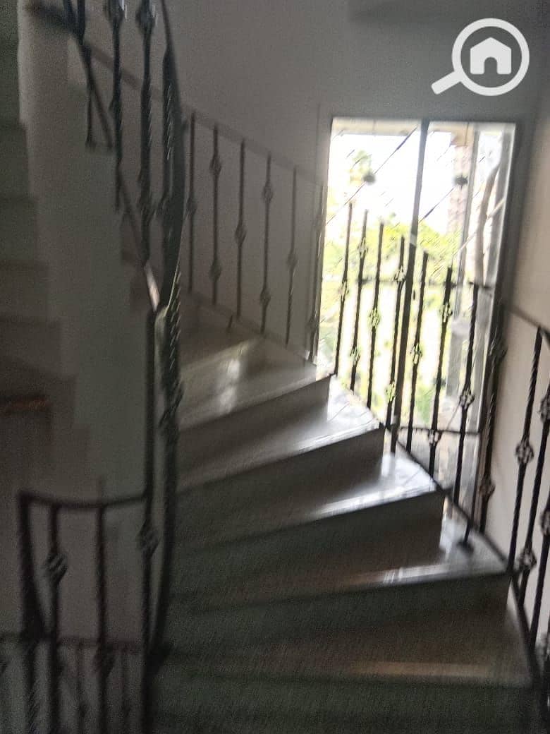 4 ab6463f3-af88-4c0b-aec8-67974231c07f. jpg