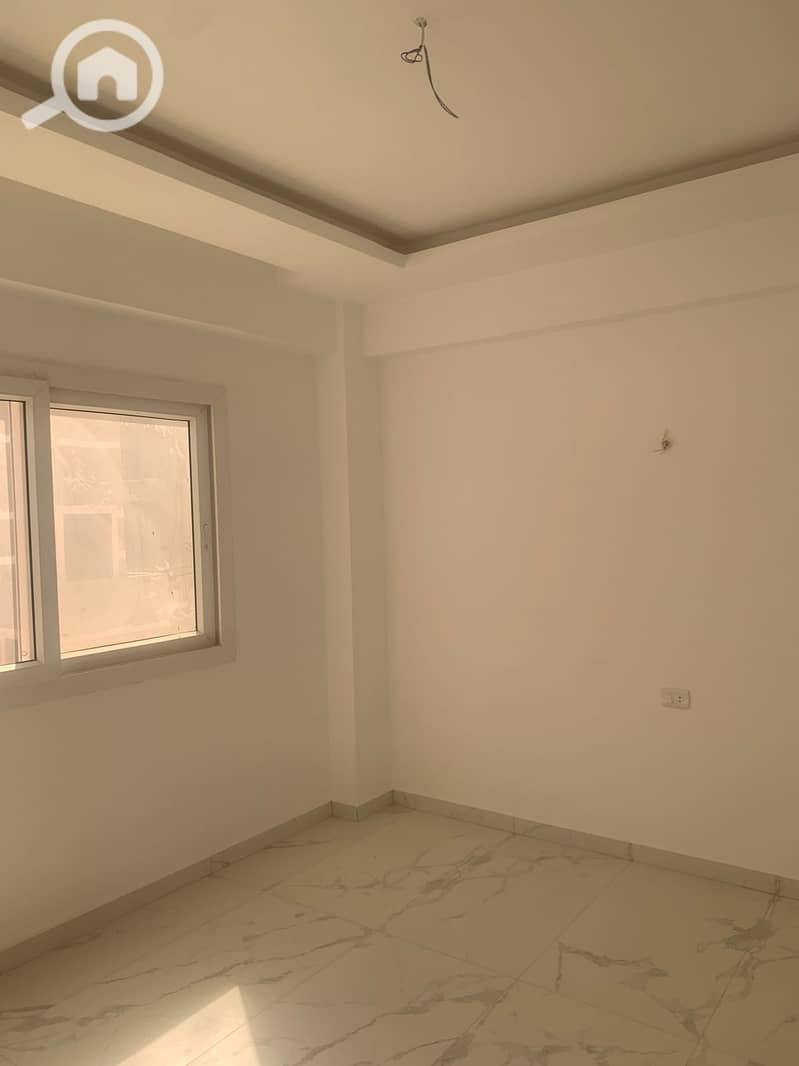 5 459fbae3-ef66-4295-b990-3acdf82c6339. jpg