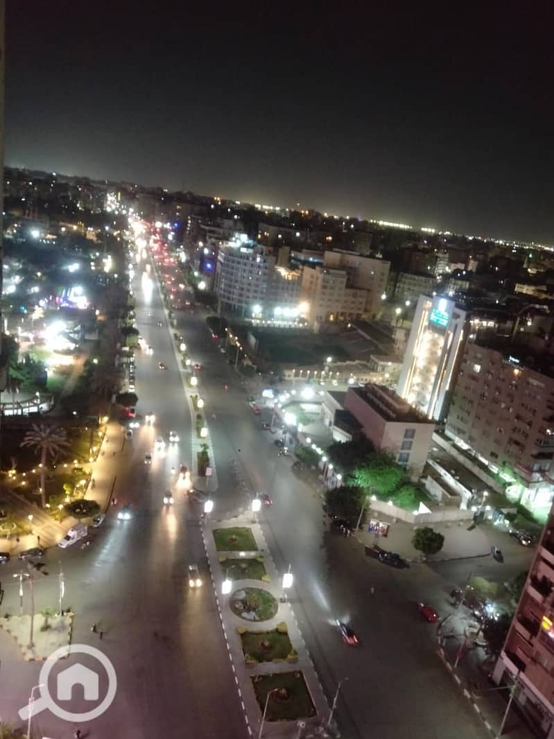 6 6b8300a1-e017-45ca-931f-3834d3c8dd9d. jpg