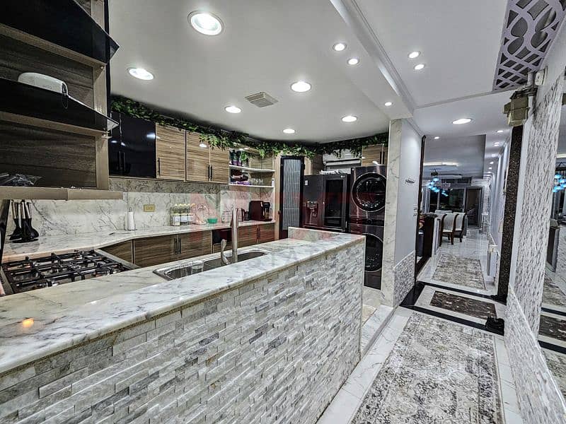 5 20240517_210017. jpg