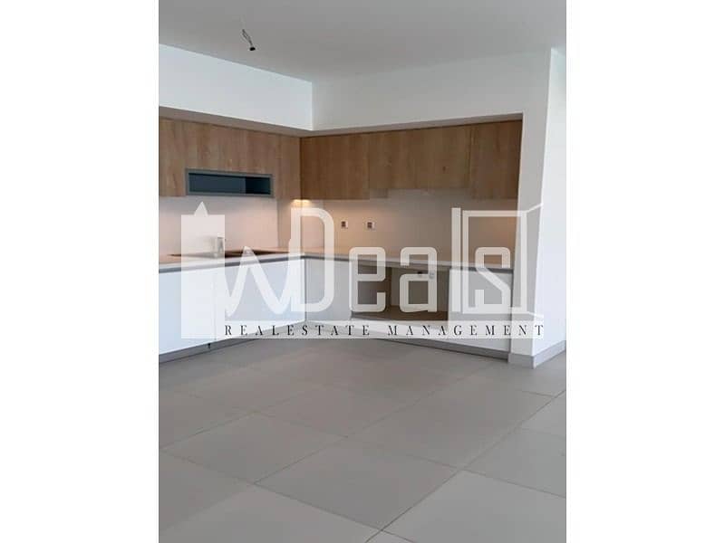 6 WhatsApp Image 2025-11-22 at 16.38. 04. jpeg