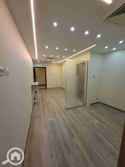Office for Rent in New Cairo, Cairo - ٢٠٢٥١٠١٦_١٩٠٦٤٩. jpg