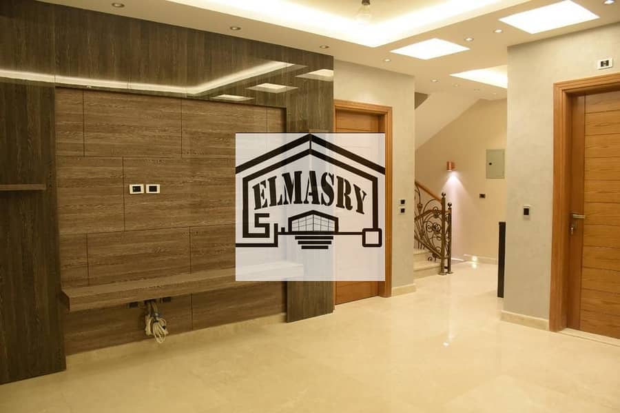 26 d7f4ff38-1e3e-4d4f-a6a9-7c13eccbb1d4. jpg