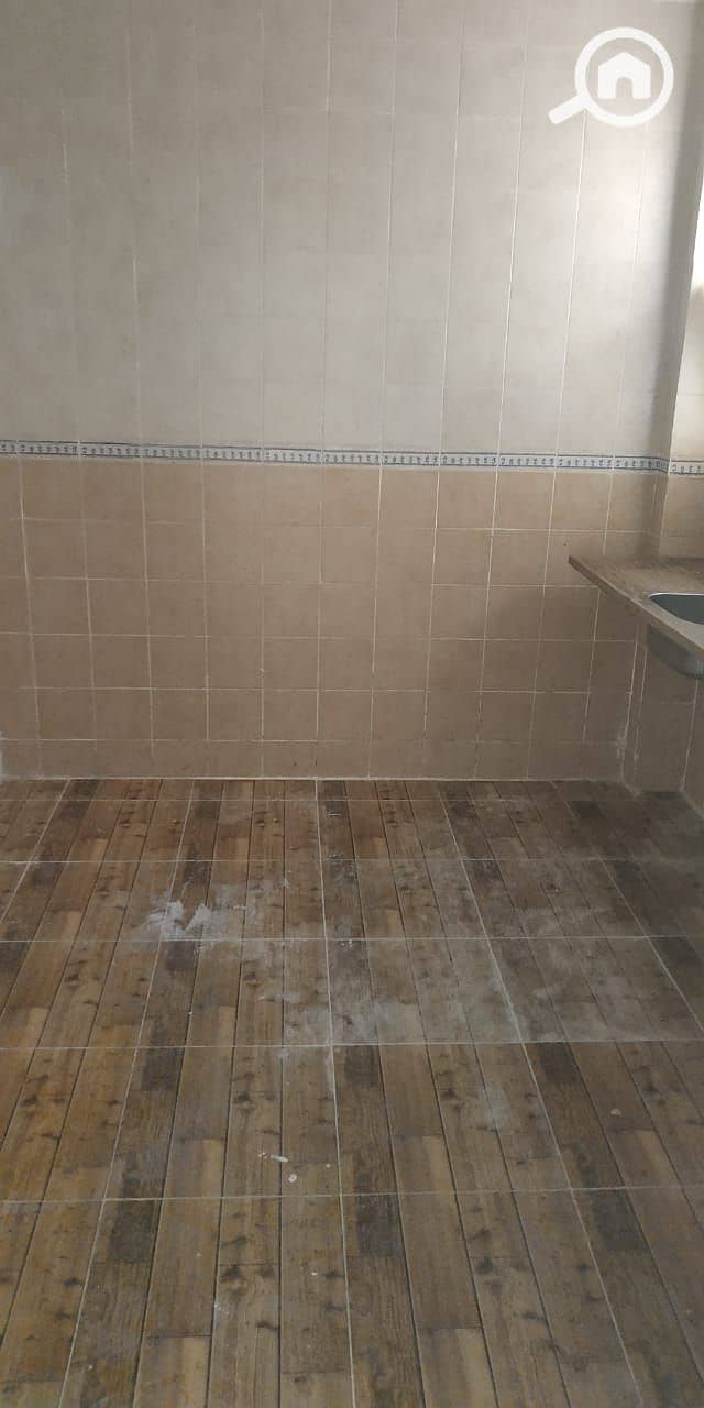 6 1b284445-7618-4b6f-8a68-b91a09dd8127. jpg