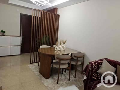 شقة فندقية 2 غرفة نوم للايجار في الشيخ زايد، الجيزة - 7414a478-6217-4b93-b26c-b557f1918621. jpg