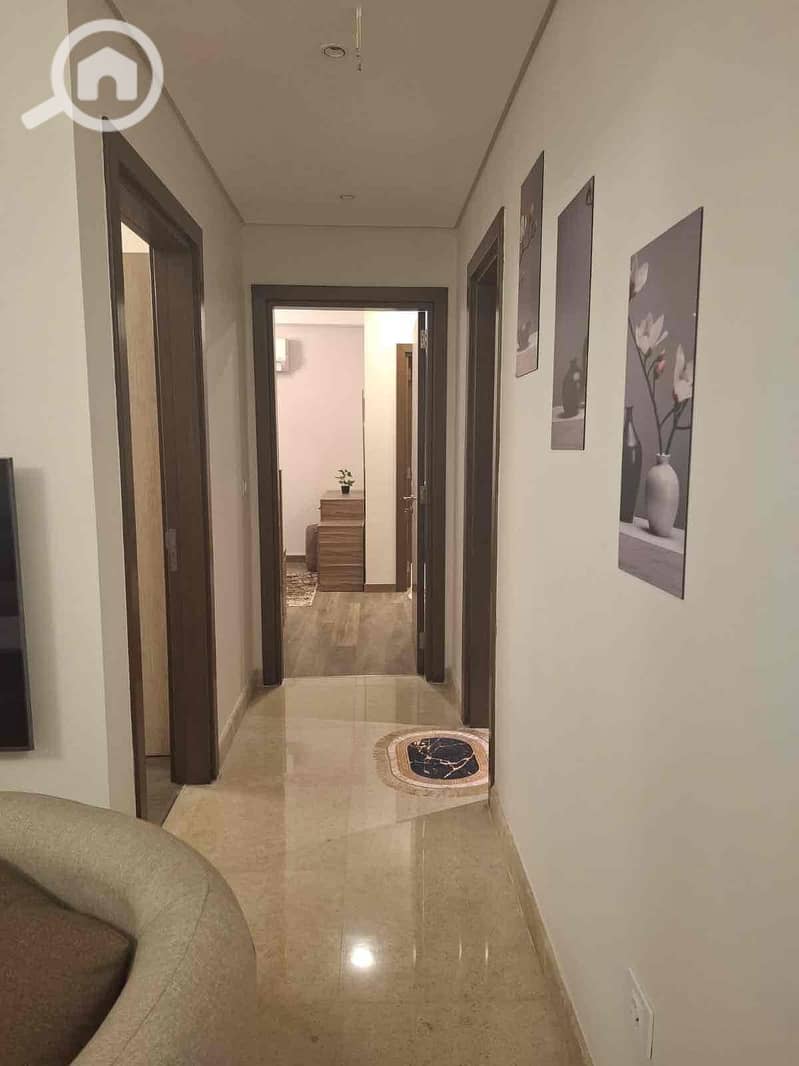 5 ce6821f7-3055-4d08-b306-4e47d7897109. jpg