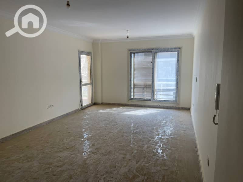 4 WhatsApp Image 2025-11-22 at 17.21. 32_e9e197b7. jpg