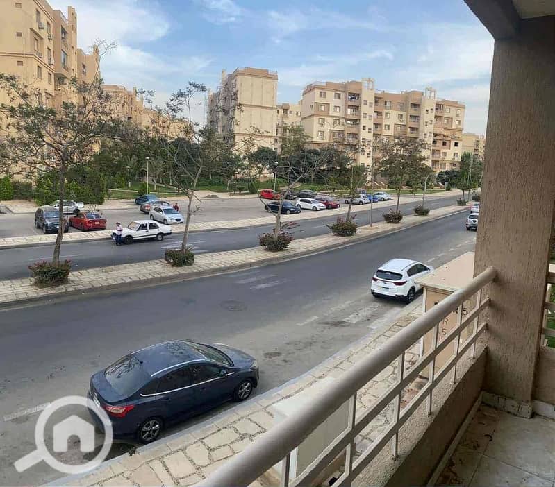 4 37e37d11-33bc-432a-9ec6-e625b7888111. jpg