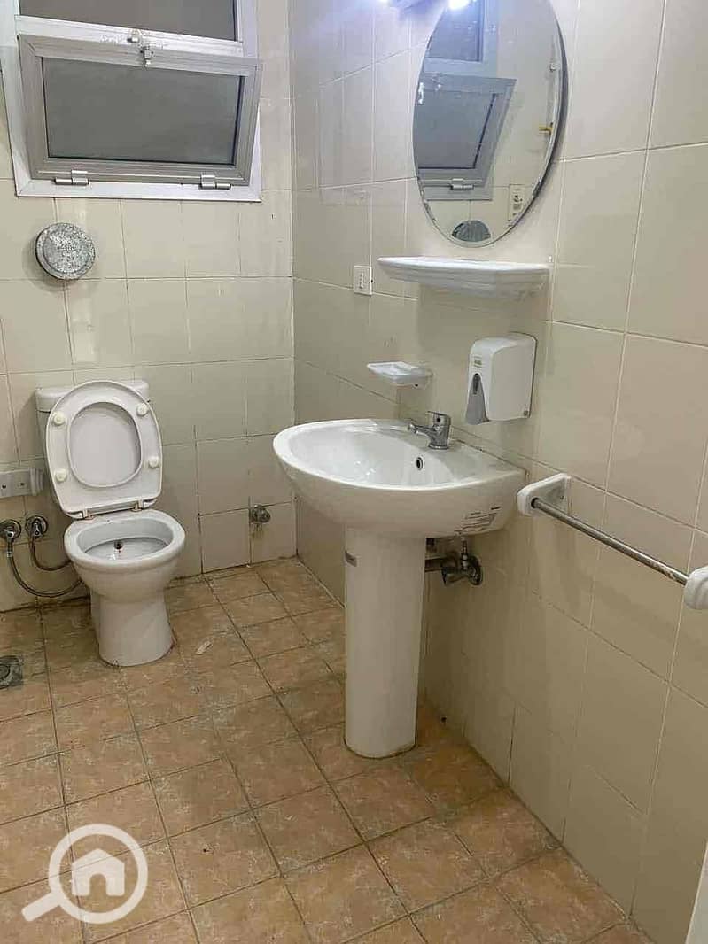 6 c79340a9-2ffe-4f75-96ee-b66a028f5bea. jpg