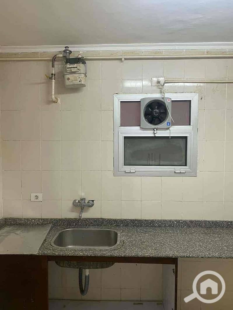 8 ac77f03a-c538-47a7-b41e-7c0588bd34c8. jpg