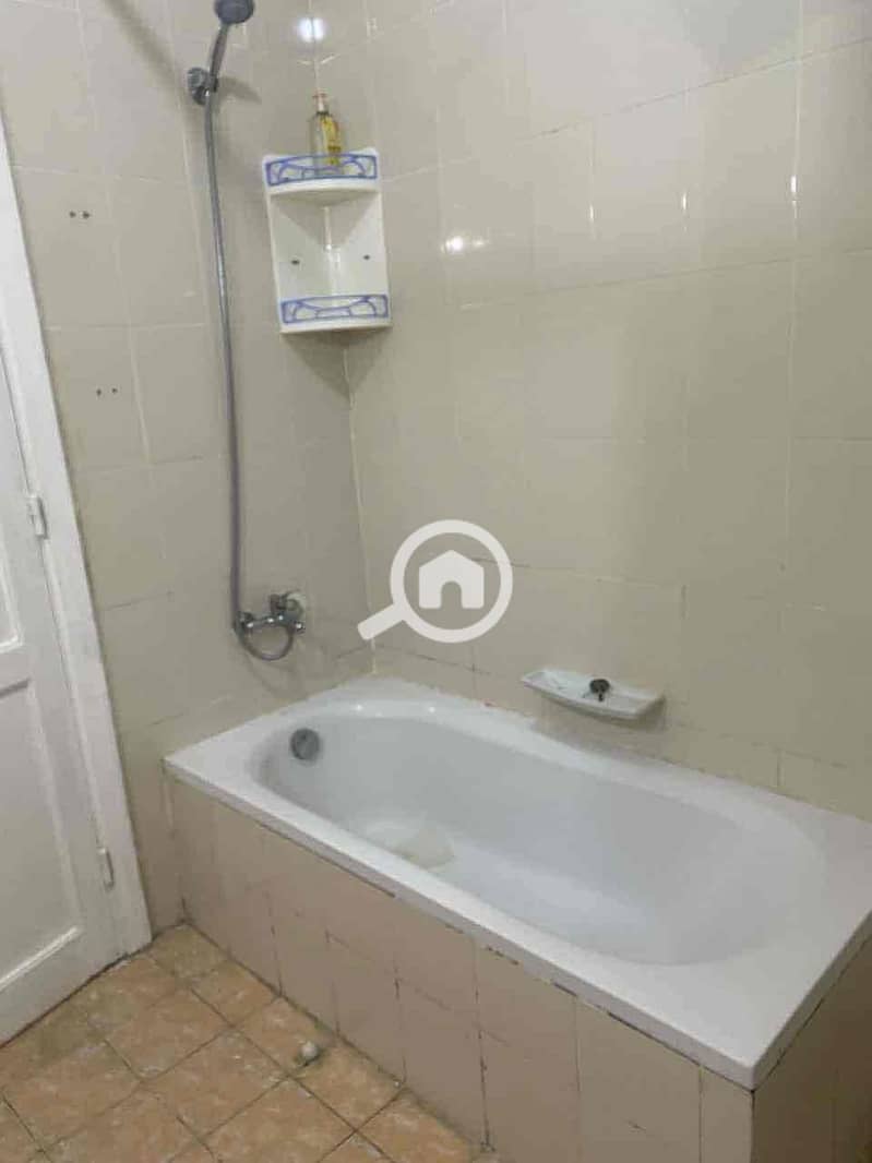 9 9ff9c05c-e9cf-4f65-847f-298f616a2155. jpg