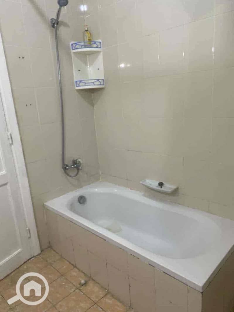 10 9ff9c05c-e9cf-4f65-847f-298f616a2155. jpg